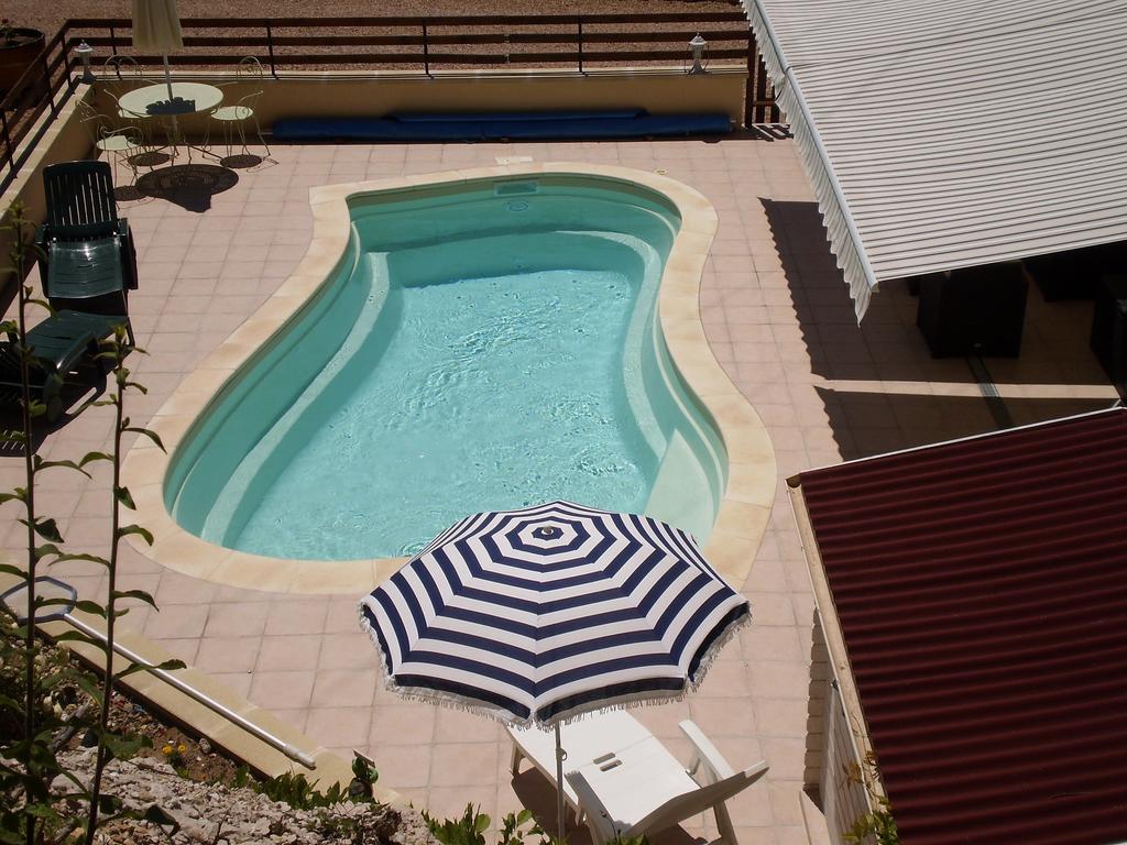 Bed and Breakfast Les Roziers - Roulotte Bagnac Экстерьер фото